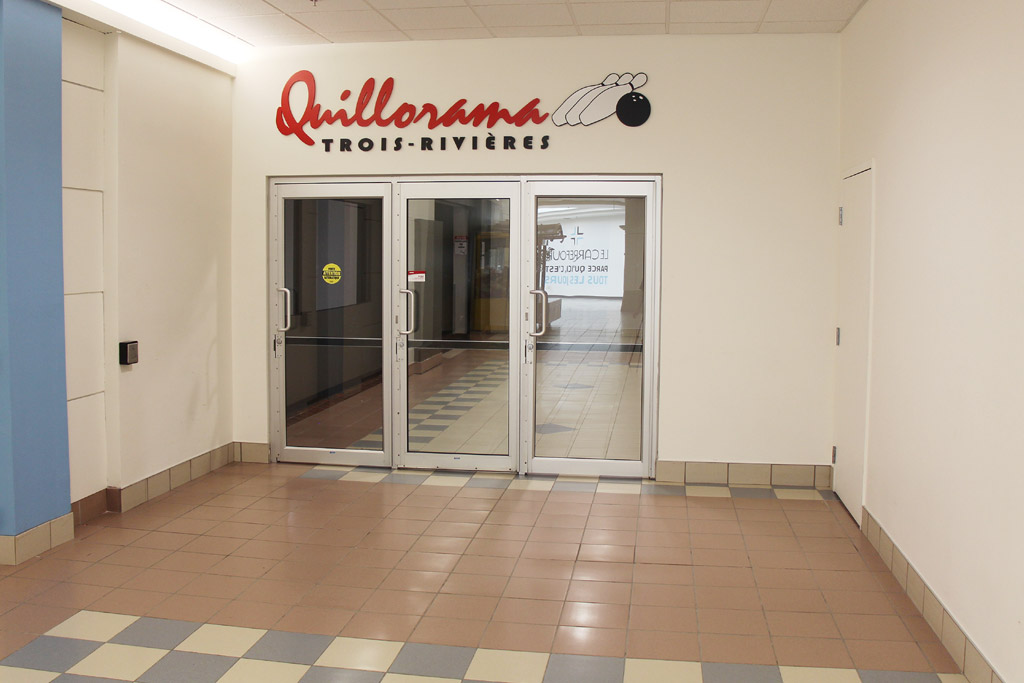 Entrée centre commercial  Quillorama Trois-Rivières